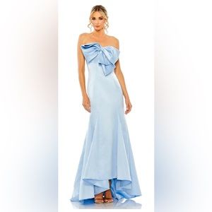 Mac Duggal STRAPLESS BOW MERMAID GOWN